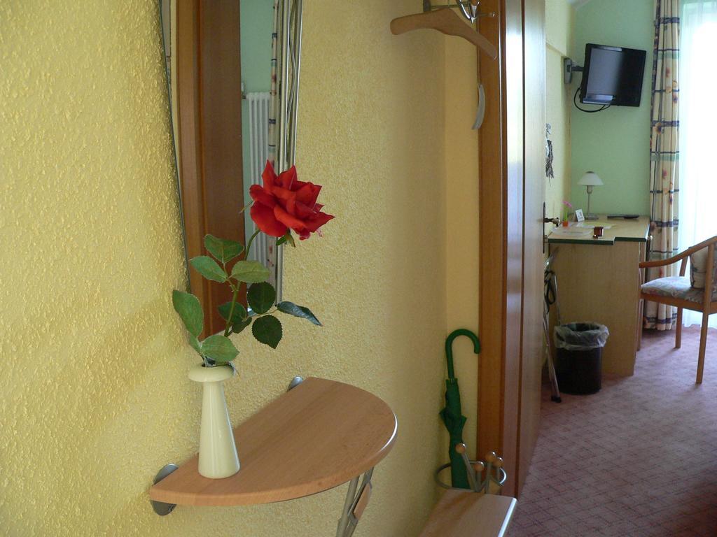 Hotel Zum Friedl Sankt Oswald-Riedlhuette Bagian luar foto
