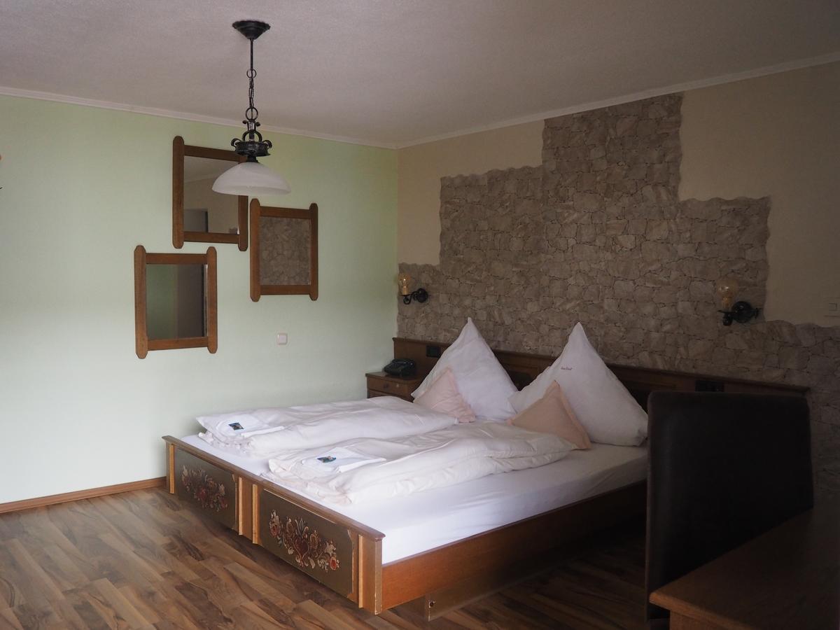 Hotel Zum Friedl Sankt Oswald-Riedlhuette Bagian luar foto